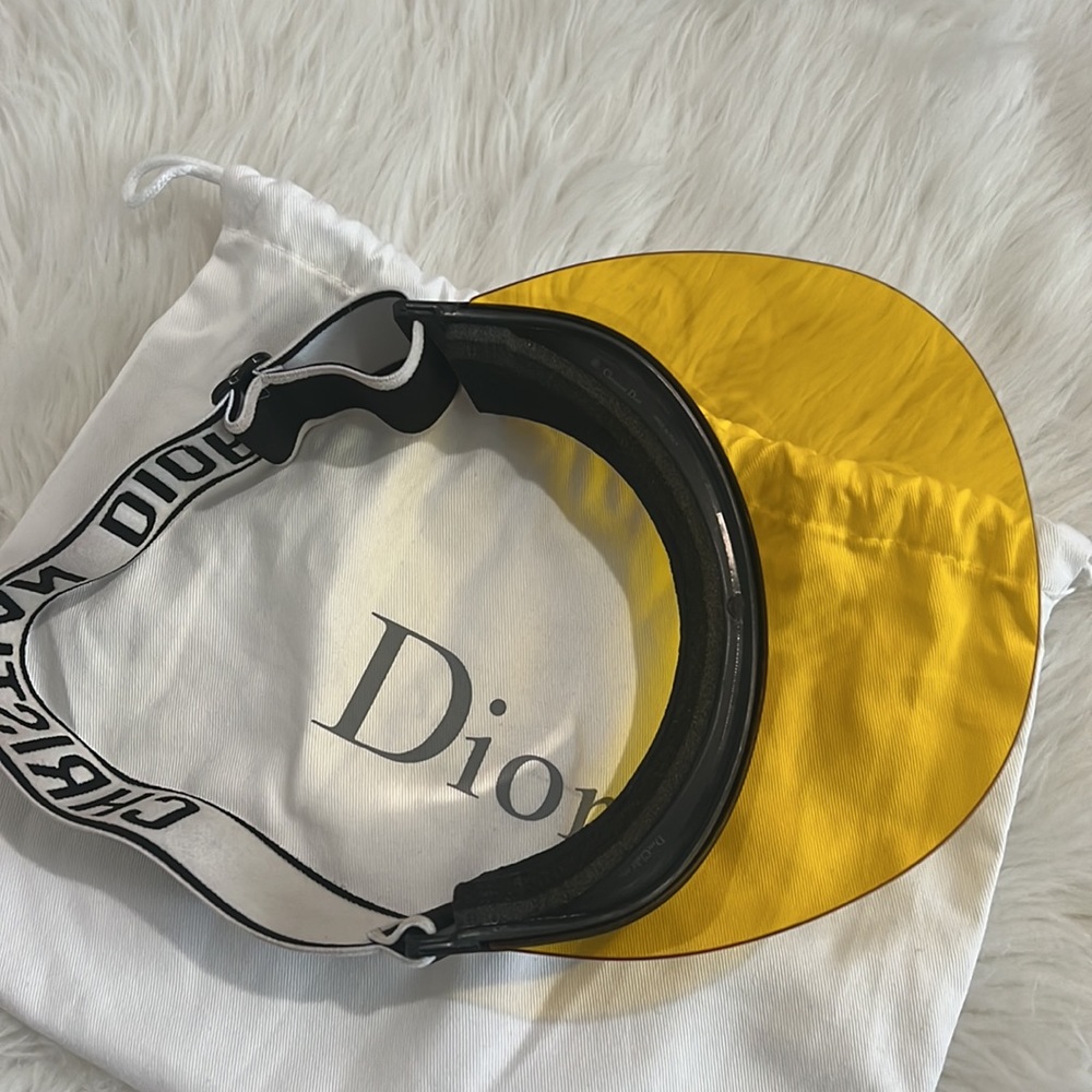 Dior Club1 Sun Visor Yellow. - Picture 4 of 5